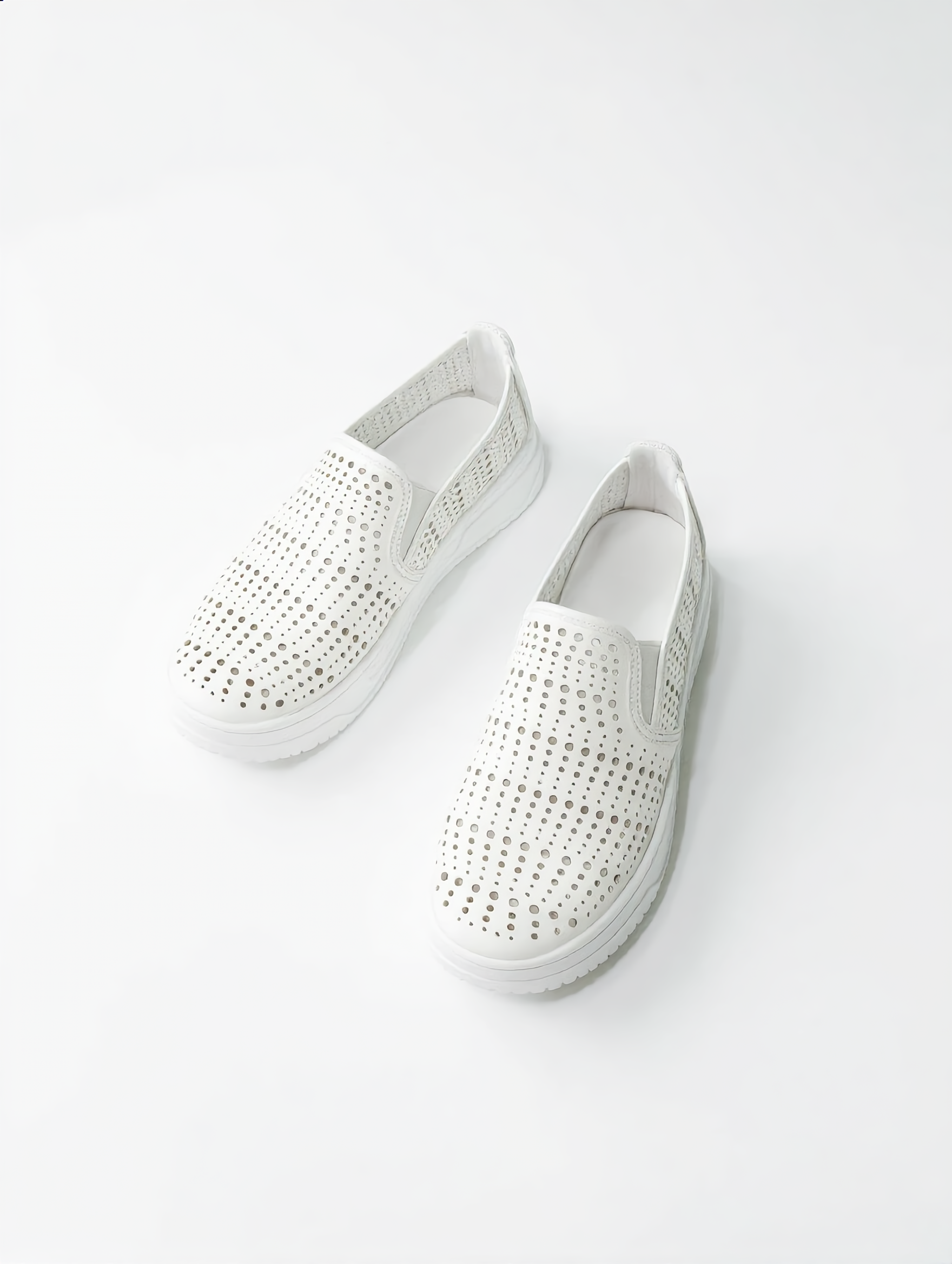 The Breeze Loafer - White